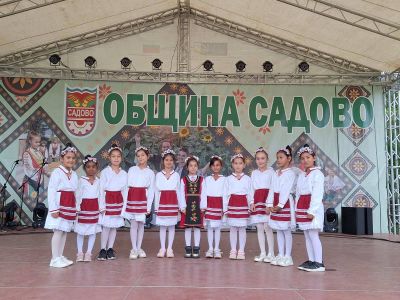 Танцуваме 7 - ДГ Буратино - Черна гора